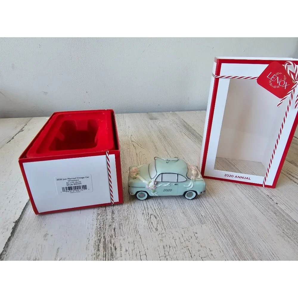 Lenox 2020 Just married vintage car porcelain ornament new Xmas tree teal weddin
